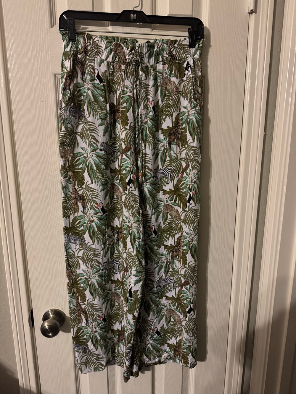 Jane & Delancey SZ S NWT green leafy animals print pants elastic waist pockets